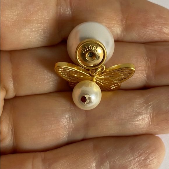 Authentic Dior Tribales Butterfly Earrings Golden w/Package - Picture 7 of 8